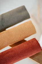 Load image into Gallery viewer, MOMMY CORDUROY FRILL SUSPENDER SKIRT