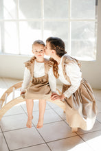 Load image into Gallery viewer, MOMMY CORDUROY FRILL SUSPENDER SKIRT