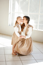 Load image into Gallery viewer, MOMMY CORDUROY FRILL SUSPENDER SKIRT