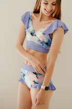 Load image into Gallery viewer, Bikini Bottom (frills) for Mommy