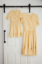 Load image into Gallery viewer, PLAID CROSS ELASTIC MOMMY DRESS