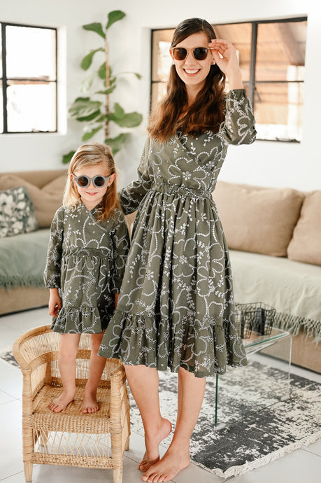 FLORAL ANGLAISE CROSS MOMMY DRESS