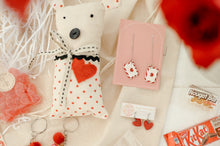 Load image into Gallery viewer, HANDMADE LOVE GIFT BAG