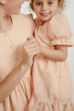 Load image into Gallery viewer, DAISY PUFF SLEEVE MOMMY DRESS